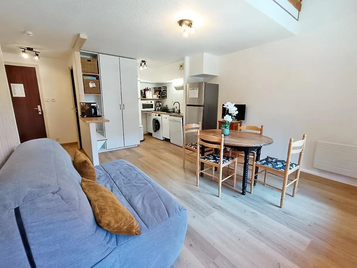 Apartamento Reves De Montagne, T2 Bis, Luchon, Wifi, Parking Gratuit, 4 Personnes Bagnères-de-Luchon Francia