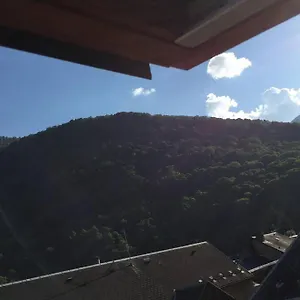 T2 Bis, Calme, Plein Centre De Luchon, Avec Balcon Et Garage Bagnères-de-Luchon